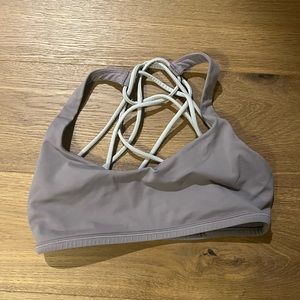 Lululemon Free to Be Sports Bra - Size 6
